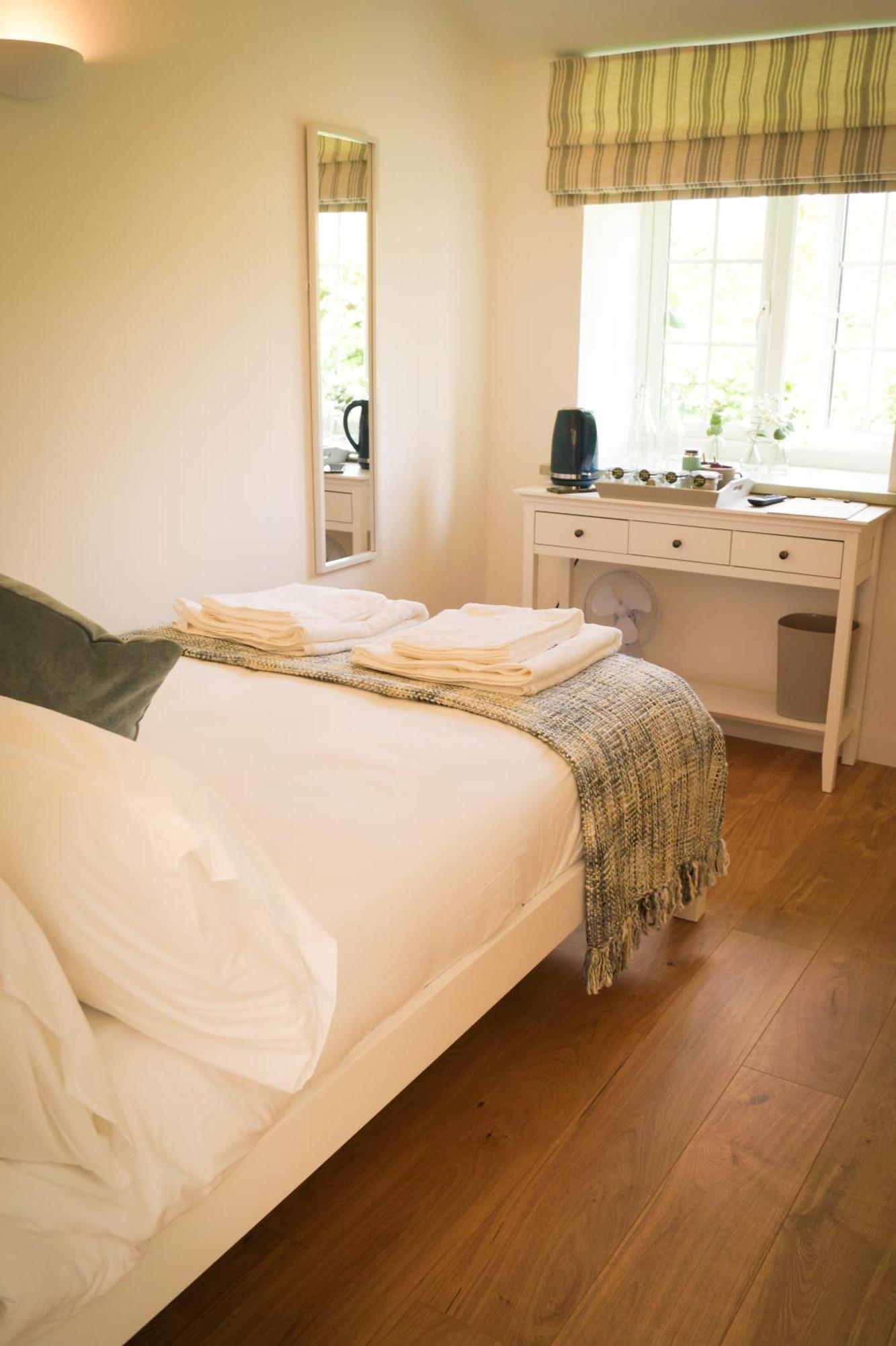Lemon Tree Rooms - Newly Refurbished Coastal Stay Swyre Zewnętrze zdjęcie