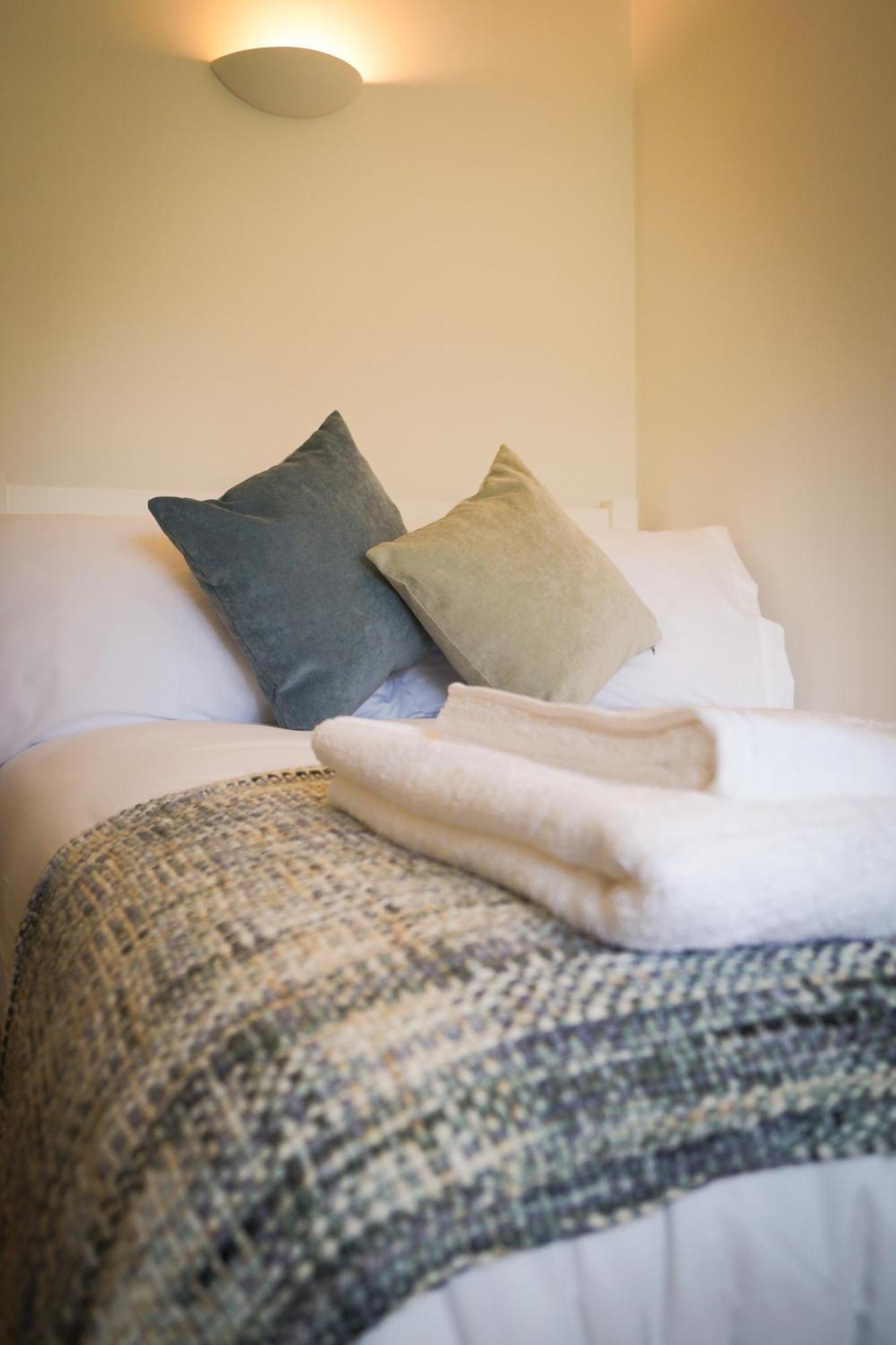 Lemon Tree Rooms - Newly Refurbished Coastal Stay Swyre Zewnętrze zdjęcie