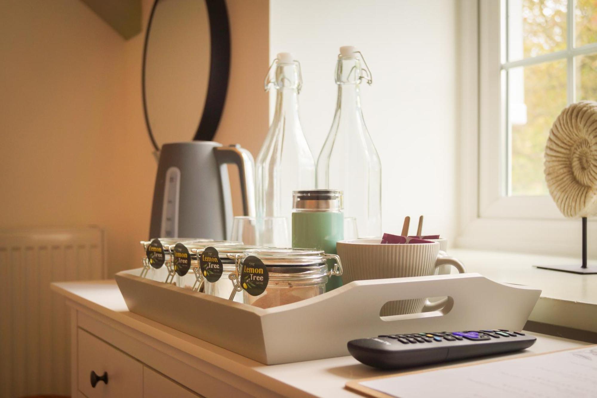 Lemon Tree Rooms - Newly Refurbished Coastal Stay Swyre Zewnętrze zdjęcie