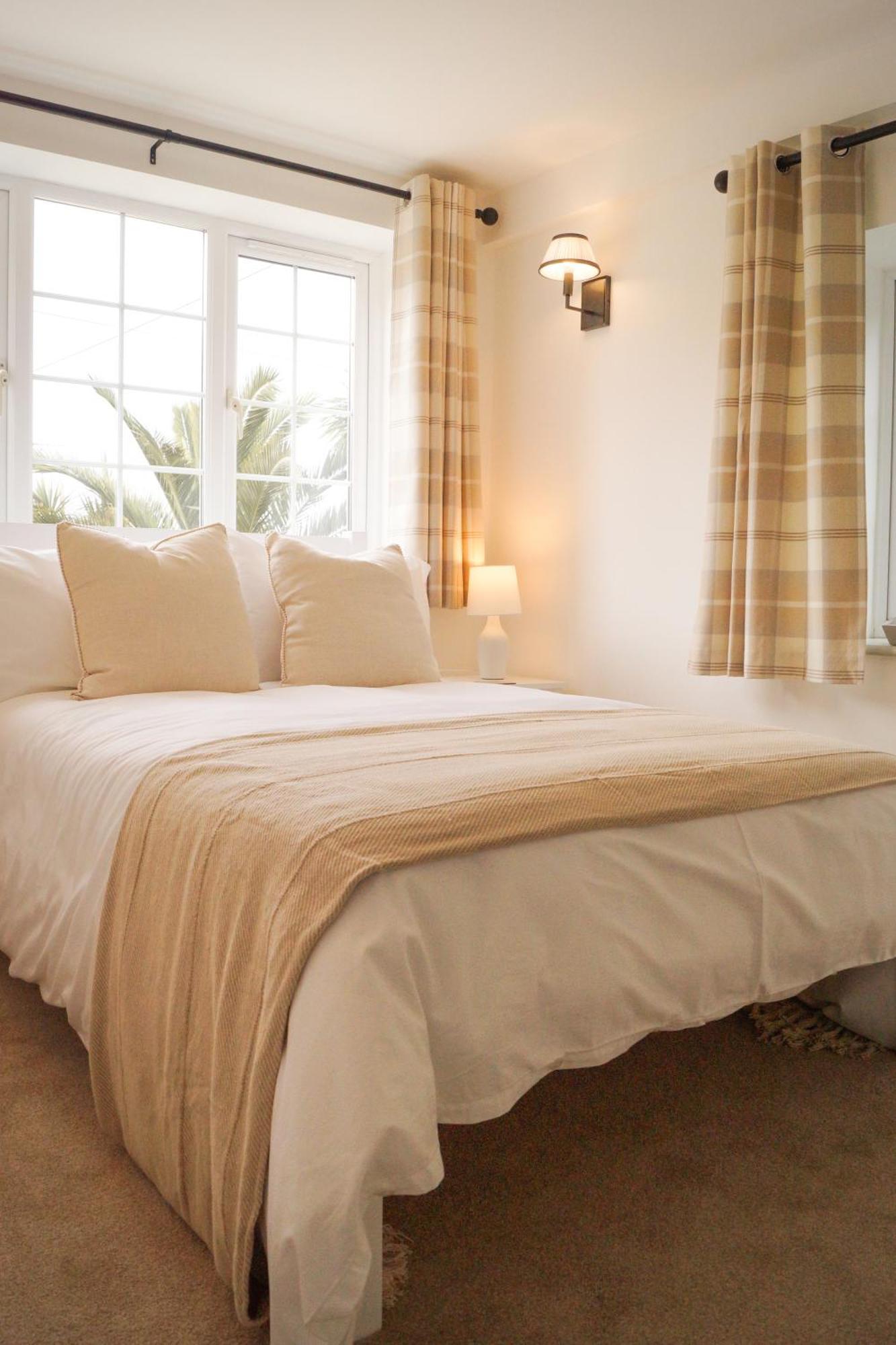 Lemon Tree Rooms - Newly Refurbished Coastal Stay Swyre Zewnętrze zdjęcie