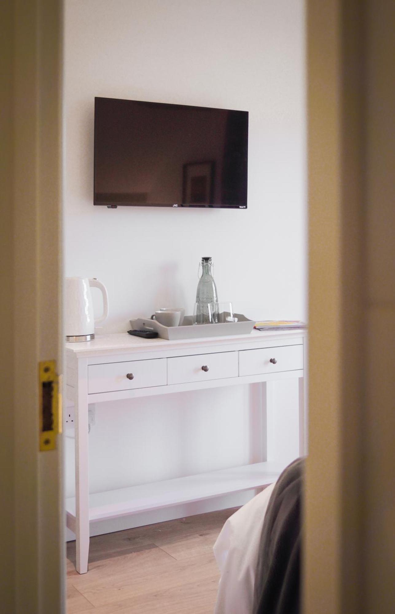 Lemon Tree Rooms - Newly Refurbished Coastal Stay Swyre Zewnętrze zdjęcie
